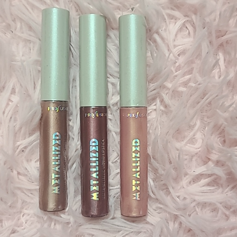 Metallic Matte Liquid Lipstick​